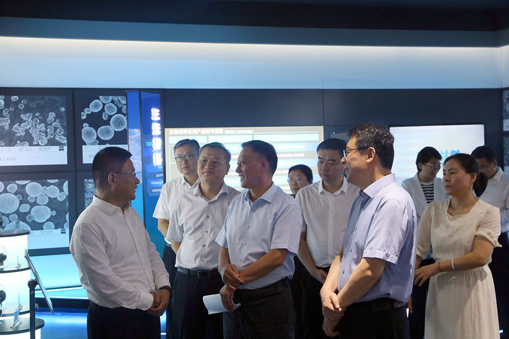 省科技廳廳長(zhǎng).jpg 省科技廳廳長(zhǎng).jpg